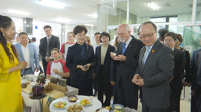 1750056514008078399.jpg y1EwORv8mBgFxVvm7yQGoVBh.jpg