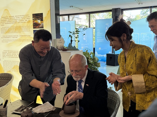 1750056522273076586.jpg fDmHd74y3RluiFmWGsVMJDv9.jpg