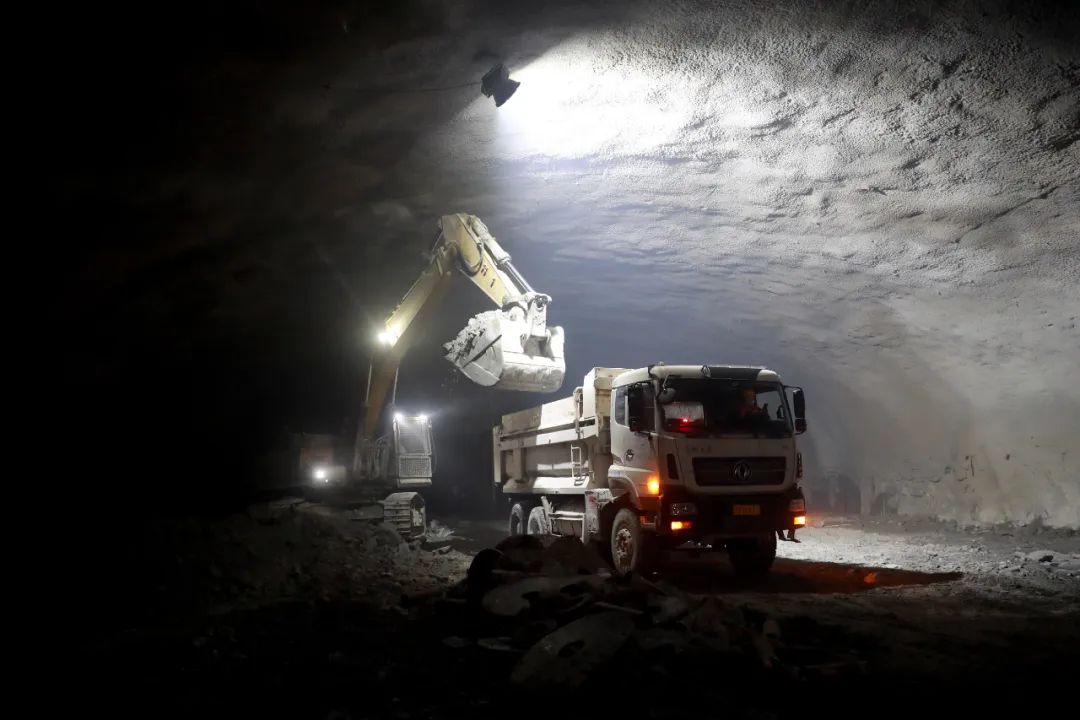 1747989770591007955.jpg 1747989770591007955.jpg