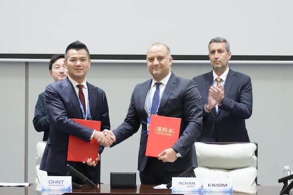 1751016790429077519.jpg 1938363877875822592_1280px.jpg