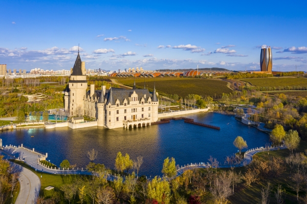 1751538225700008240.jpg 中国第一座收藏级酒庄——张裕丁洛特酒庄.jpg