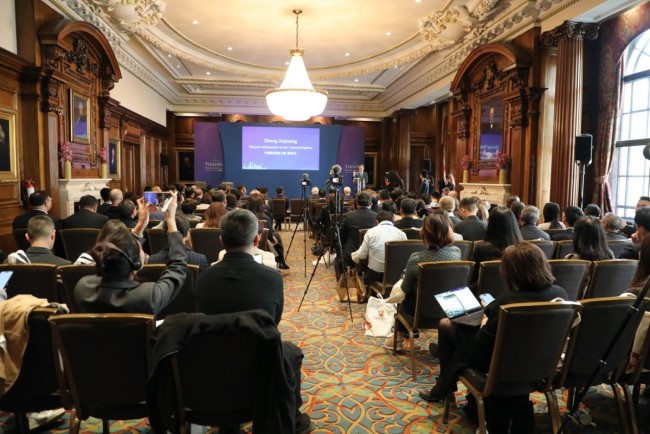 1746756858100000245.jpg 4.jpg