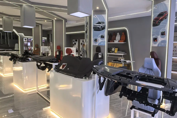 1743505309663083071.png 图片17.png