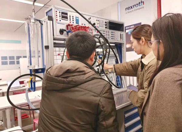 1742201783829027735.png 图片2.png