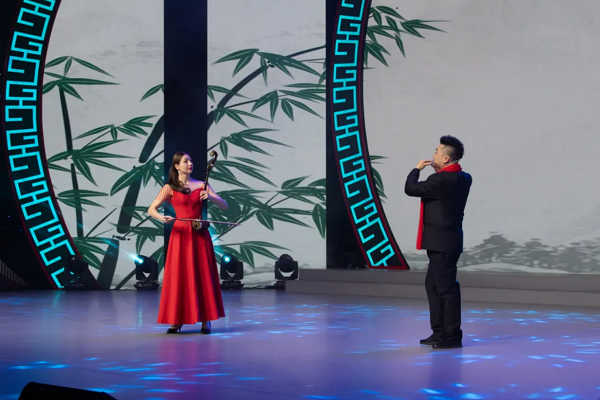 1737362885918041487.png 图片1.png