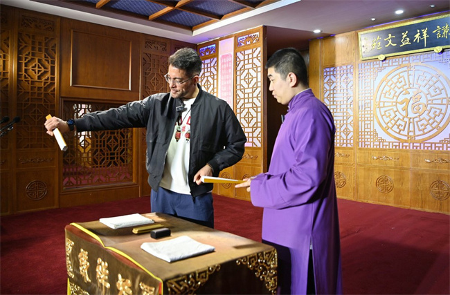 1748331530650064884.jpg 681cc90ba310a04a9678047d5.jpg