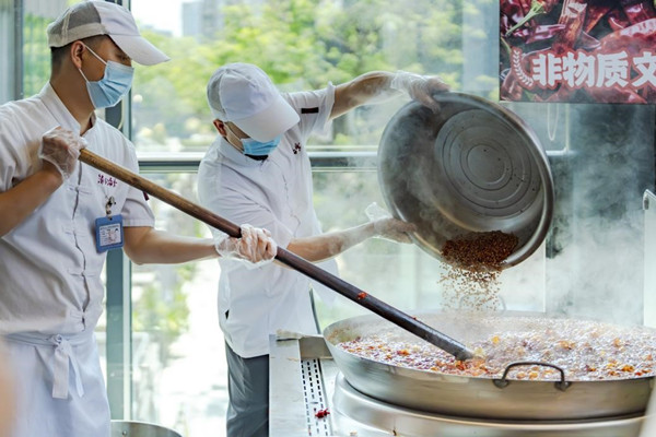 1753862616451076457.jpg 火锅店1_副本.jpg