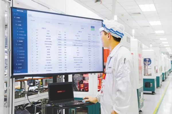 1753860093278003255.jpg 智能体_副本.jpg