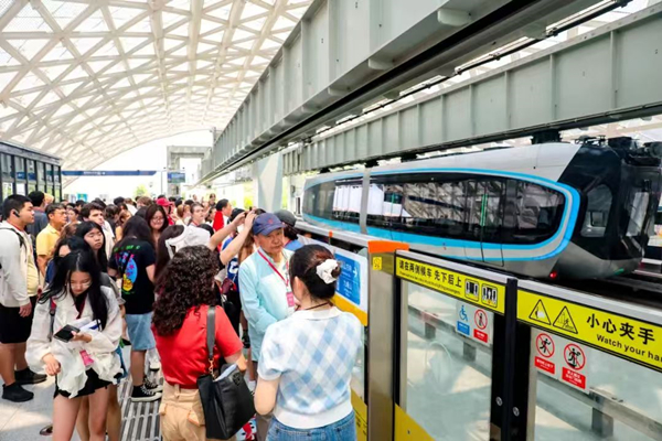 1754376500339031570.jpg 夏令营2_副本.jpg