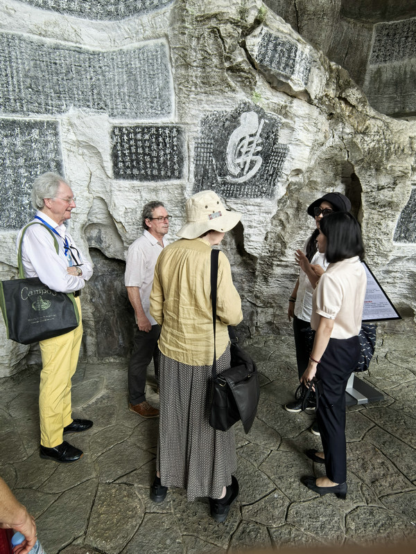 1754884096653073064.jpg 2.jpg