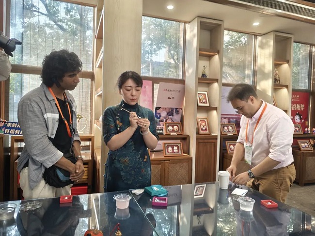 1755841547744035566.jpg 640 (4).jpg