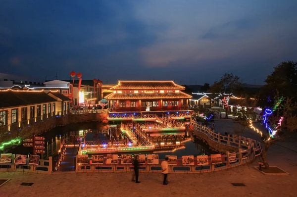 1756719428983006656.jpg 英文网.jpg