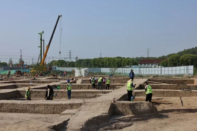 1758868596135075985.jpg 640.jpg