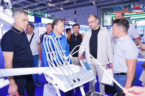 1758164186938069453.jpg 医2.jpg