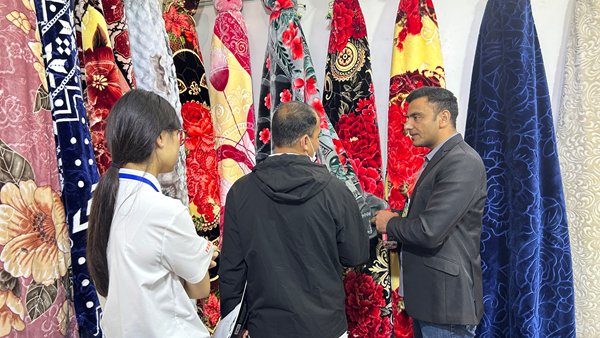 1760152438151011595.jpg 17104873717562170924_600.jpg