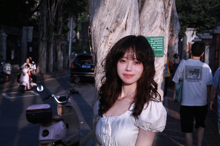 Vietnamese student wins Confucius Institute Scholarship to study at Fudan University