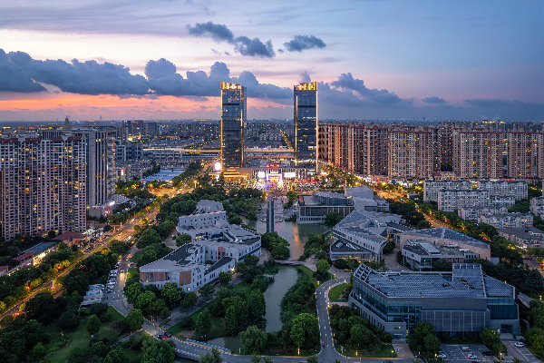 1764925703855065109.jpg VCG zjg 600.jpg