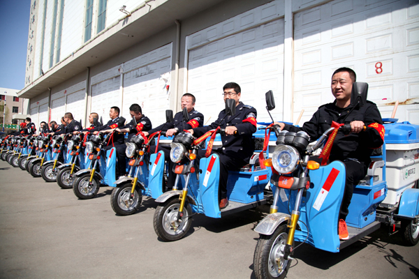 Sanitation patrol squads keep Hohhot clean