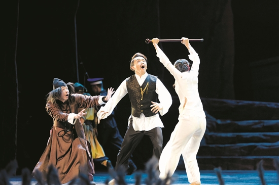 A new dance drama staged in Baotou Grand Theatre