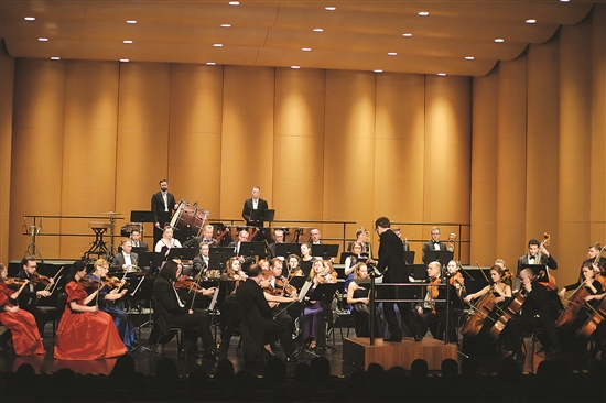Austrian orchestra gives performance in Baotou