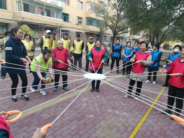 Chaoyang community celebrates Double Ninth Festival 
