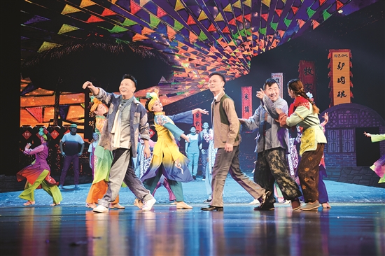 Baotou musical puts Manhan singing center stage 