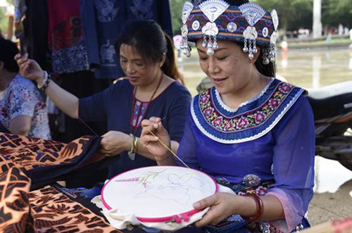 Luocheng celebrates first National Cultural Heritage Day