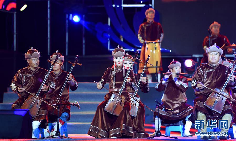 Ulanmuchi ensemble celebrates 60th birthday