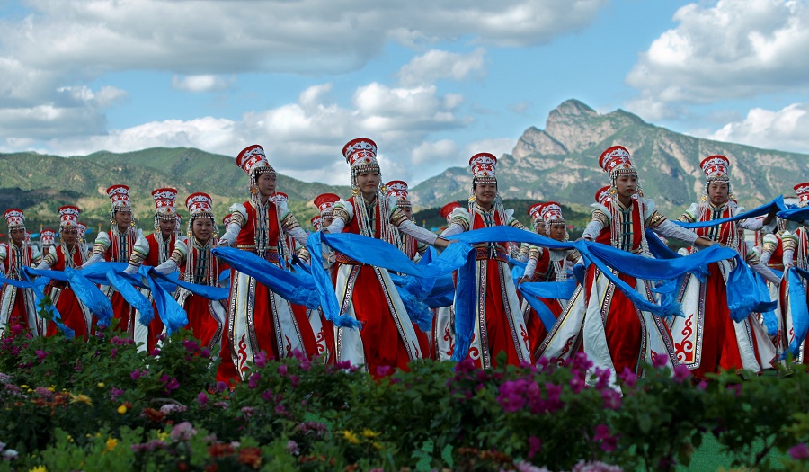 Extravaganza celebrates 70th anniversary of Inner Mongolia