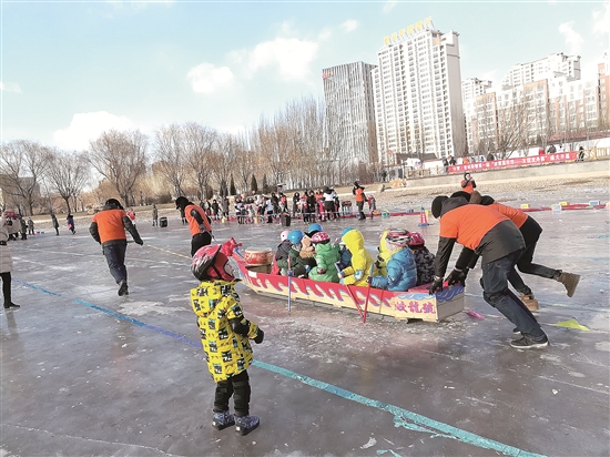 Dragon boat race takes place on ice