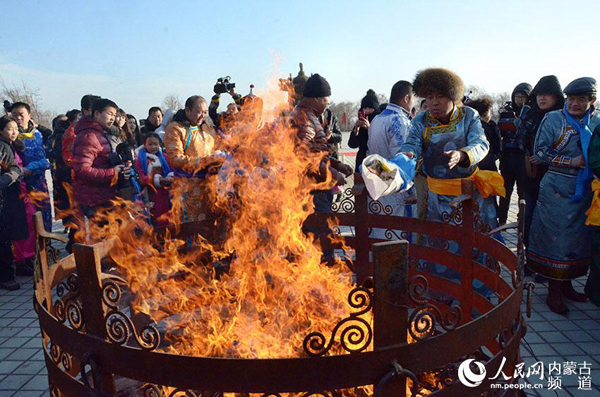 Traditional God-of-fire sacrifice festival celebrated in N China