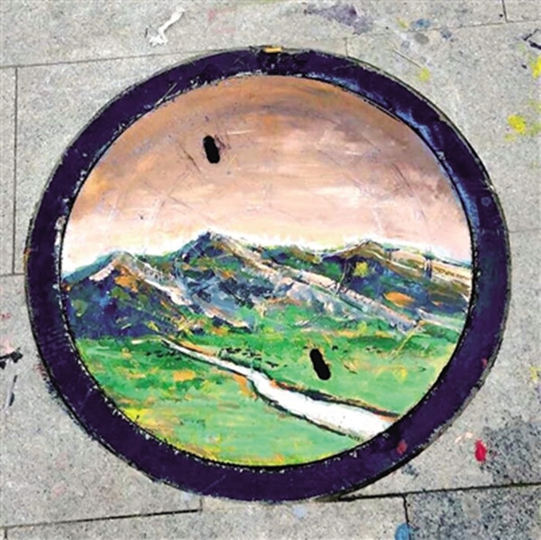 Manhole art decorates Hohhot