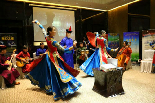 Inner Mongolia arts shine in Shanghai