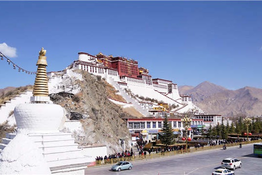 Potala Palace closed after heavy snow
