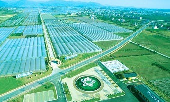 Shengshi Lianhua Leisure Agricultural Tourism Park