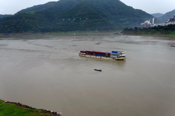 Anti-pollution effort pays off along Yangtze