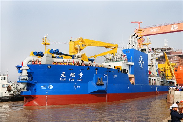 China's top heavy dredger ready for action