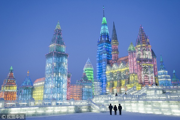 Large illuminated buildings made of ice in Harbin.jpg