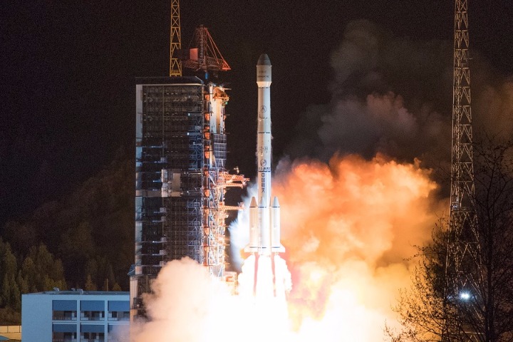 New rocket engines in making for moon, Mars