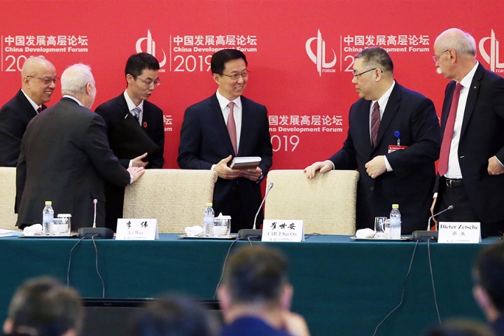 China to further open up, help firms