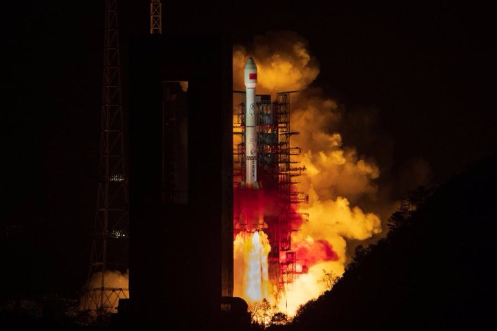 China launches new data relay satellite