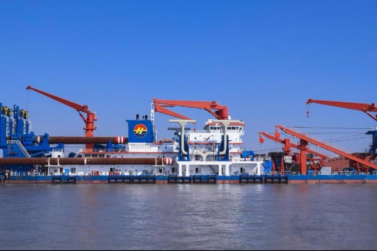 Chinese-built dredging vessel to serve Saudi Arabian oil field
