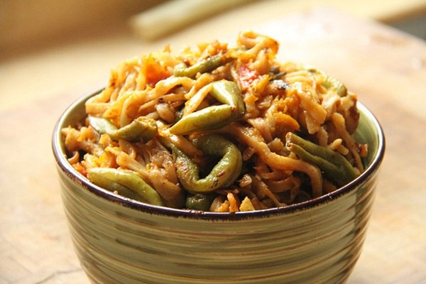 Braised noodles (焖面 "menmian")