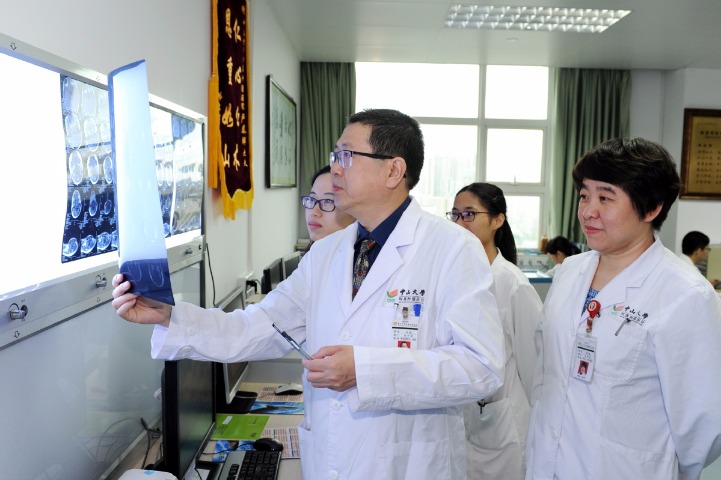 Mobile medical teams to tour impoverished regions in Tibet