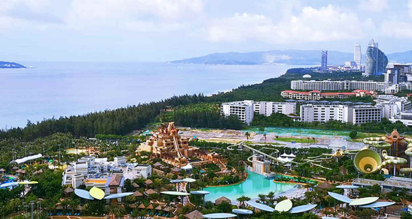 Hainan building intl tourism consumption hub