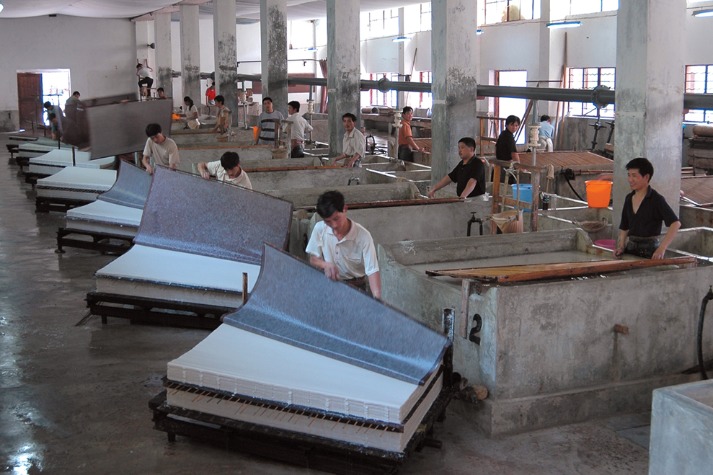 Traditional handicrafts of making Xuan paper