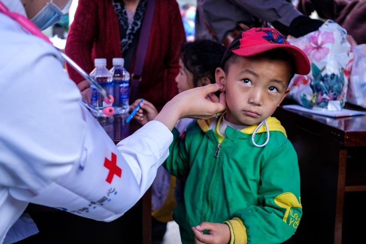 Visiting medics help Tibetans live the high life