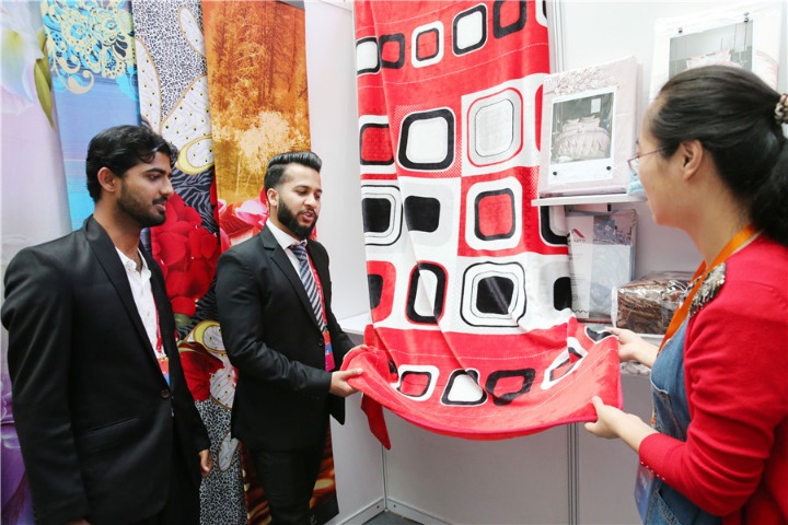 China's goods, services trade income totals 1.57 trillion yuan in May