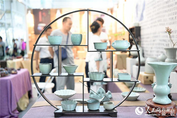 International tea industry expo concludes in Hohhot