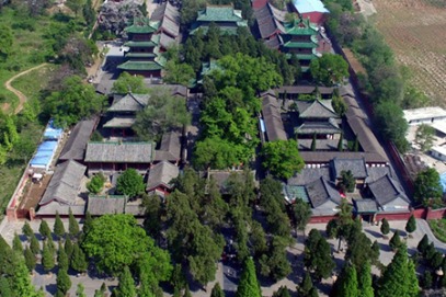 Historic Monuments of Dengfeng in the Center of Heaven and Earth